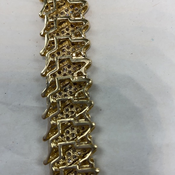 14K Solid Gold Diamonds Bracelet - Picture 5 of 8